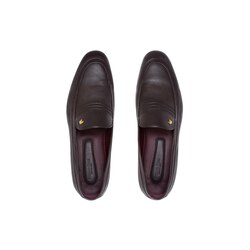 Calfskin loafers Colour: M019 Size: 6