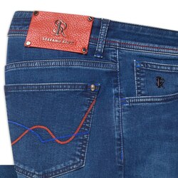 Jeans a taglio aderente Colore: LAV01_ASU0 Taglia: 31