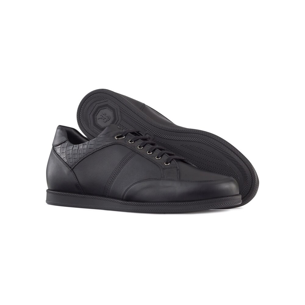 LOUIS VUITTON Black Croc Leather Men Sneaker