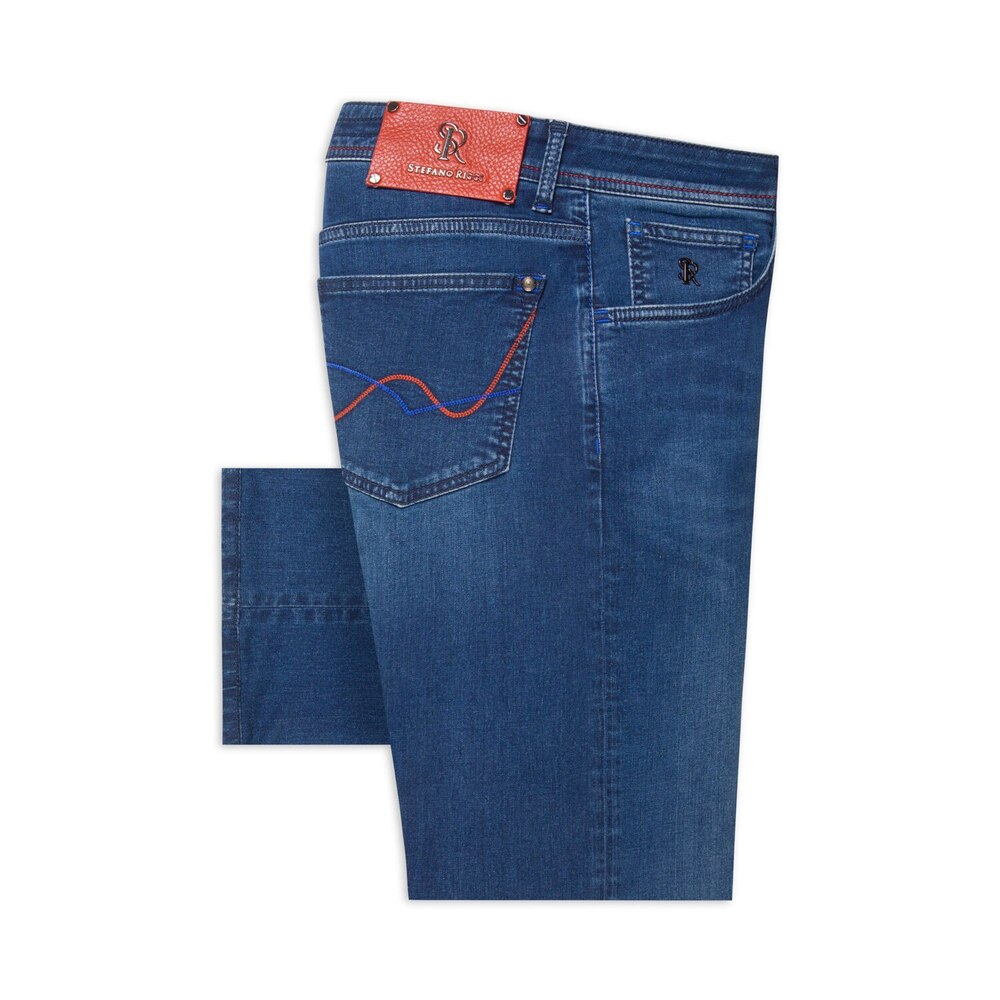 Jeans a taglio aderente Colore: LAV01_ASU0 Taglia: 31