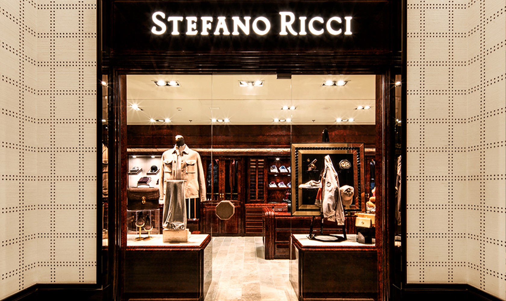 Stefano ricci paris. Stefano ricci бутик. стефано риччи бутик лондон. флоренция магазин стефано ричи.